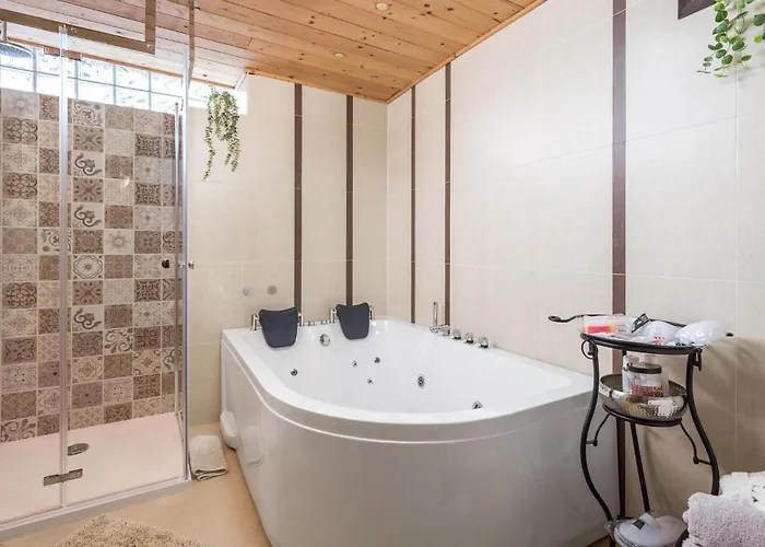 Dom wakacyjny Gorgeous In With Sauna