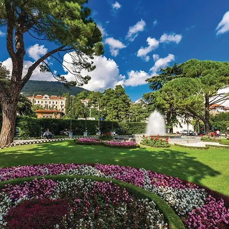 Дом отдыха Gorgeous In Poljane With Sauna